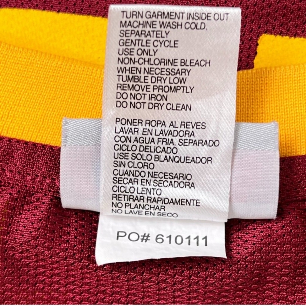 Boys Size XL 16-18 Cleveland Cavaliers Lebron James 23 NBA Jersey Red Gold - Picture 10 of 10
